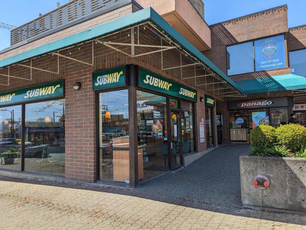 Nice Home Away At Vancouver Near Yvr 외부 사진