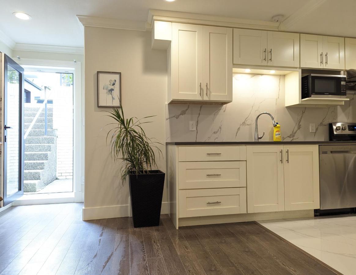 Nice Home Away At Vancouver Near Yvr 외부 사진